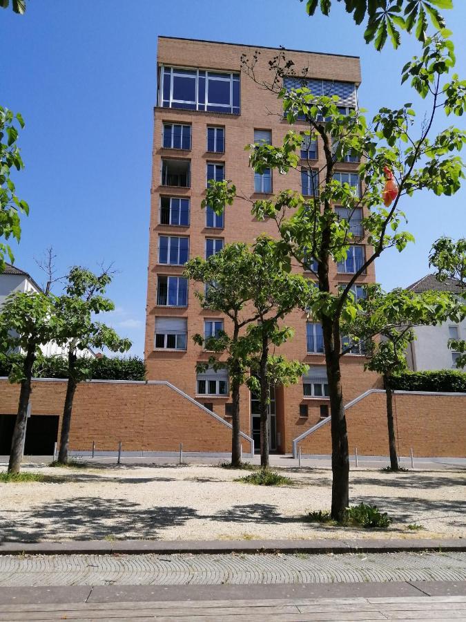 Schicke 2 Zimmer Wohnung Nah An Stuttgart Messe Flughafen Остфилдерн Екстериор снимка